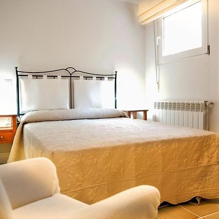 Apartamentos Individuales Con Piscina Galapagar Dış mekan fotoğraf